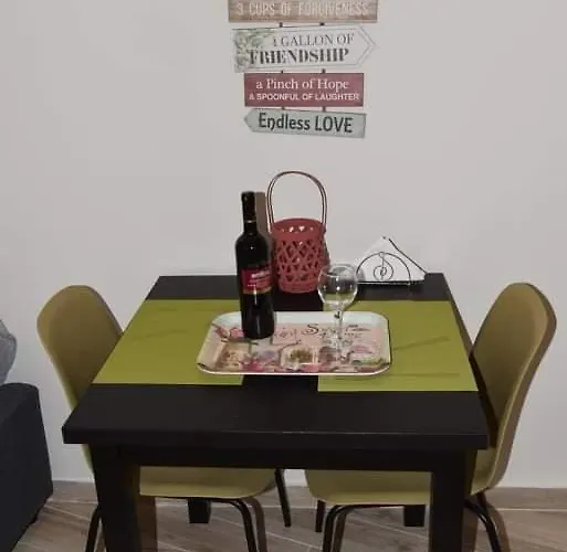 Niochori 3 Apartament